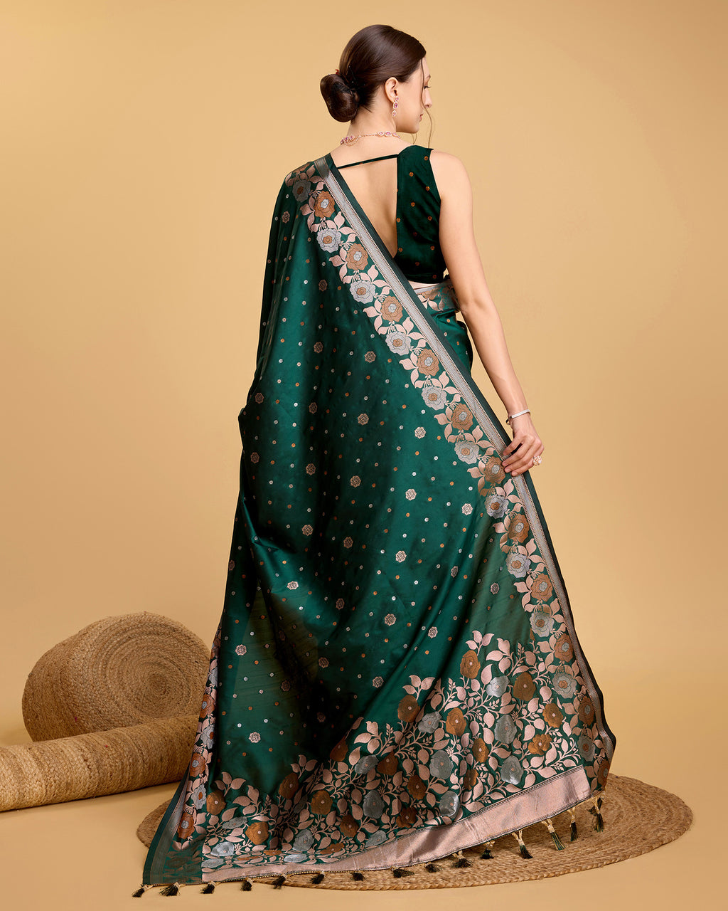 🌸 3-Zari Perfection: From Royal Sarees to Designer Bridal Jackets