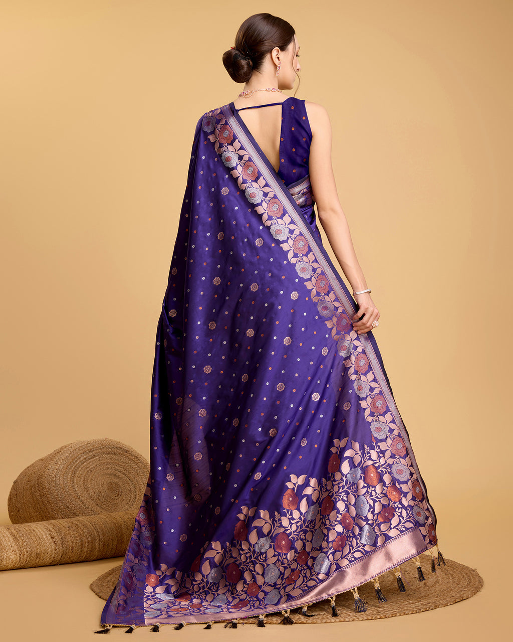 🌸 3-Zari Perfection: From Royal Sarees to Designer Bridal Jackets