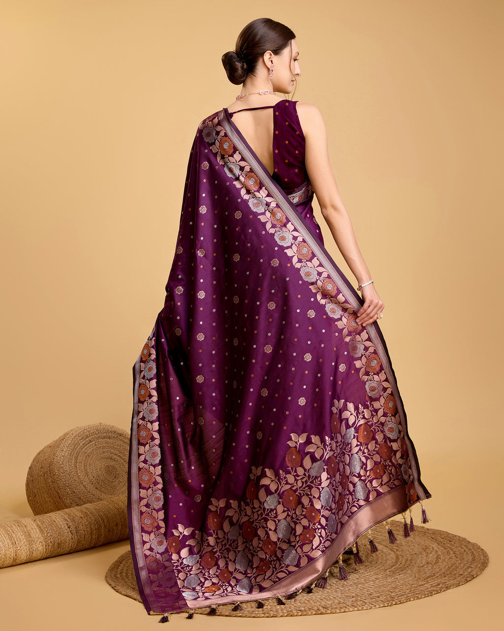 🌸 3-Zari Perfection: From Royal Sarees to Designer Bridal Jackets