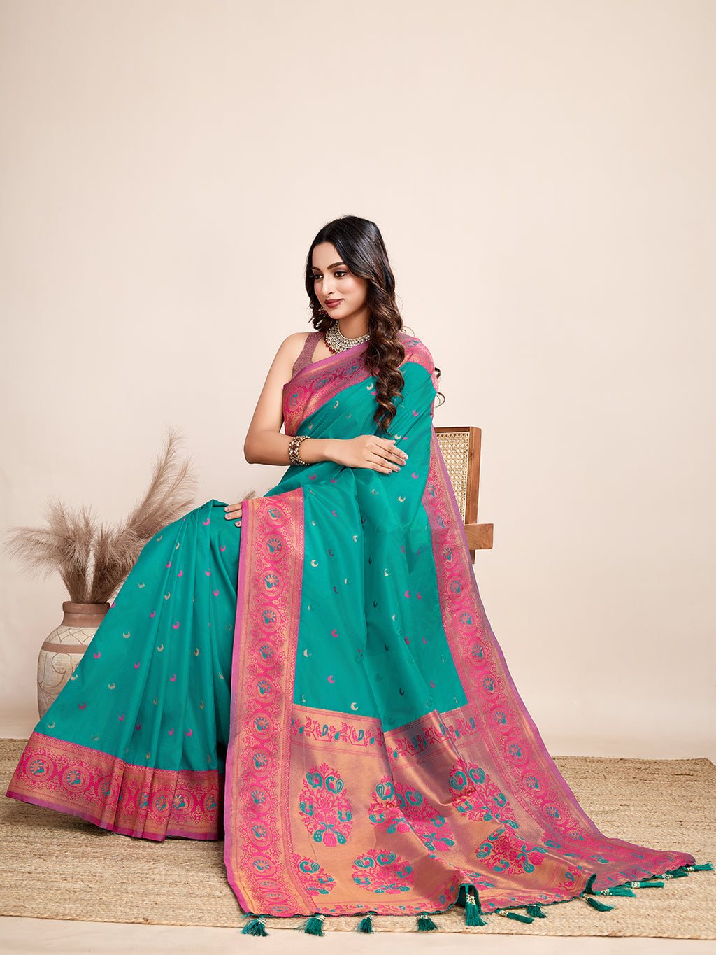 Pure Jacquard Silk Saree with Vibrant Zari Jharokha Work | Vera Fashion