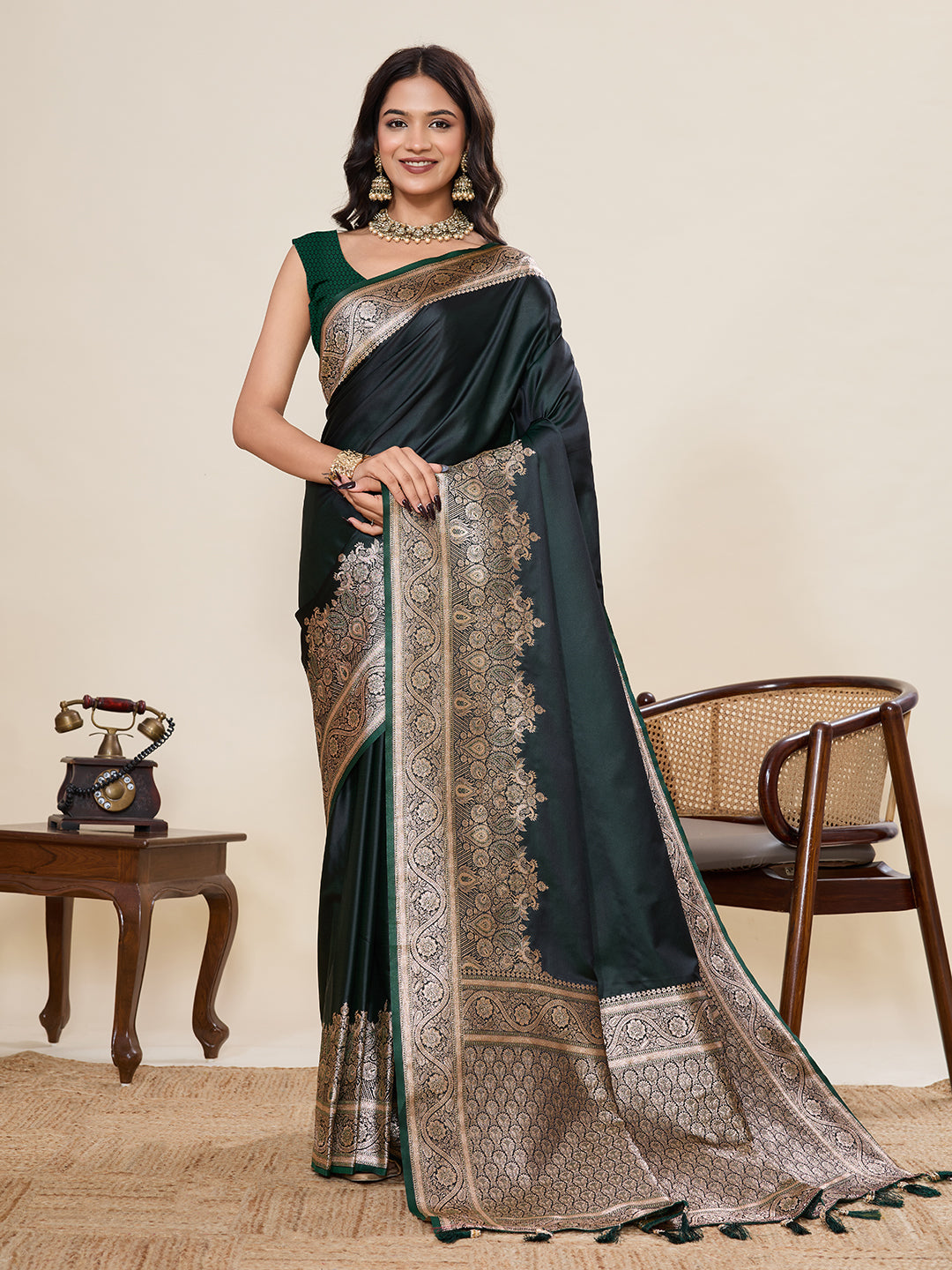 Pure Satin Silk Banarasi Saree with Minakari Rich Pallu & Gala Border