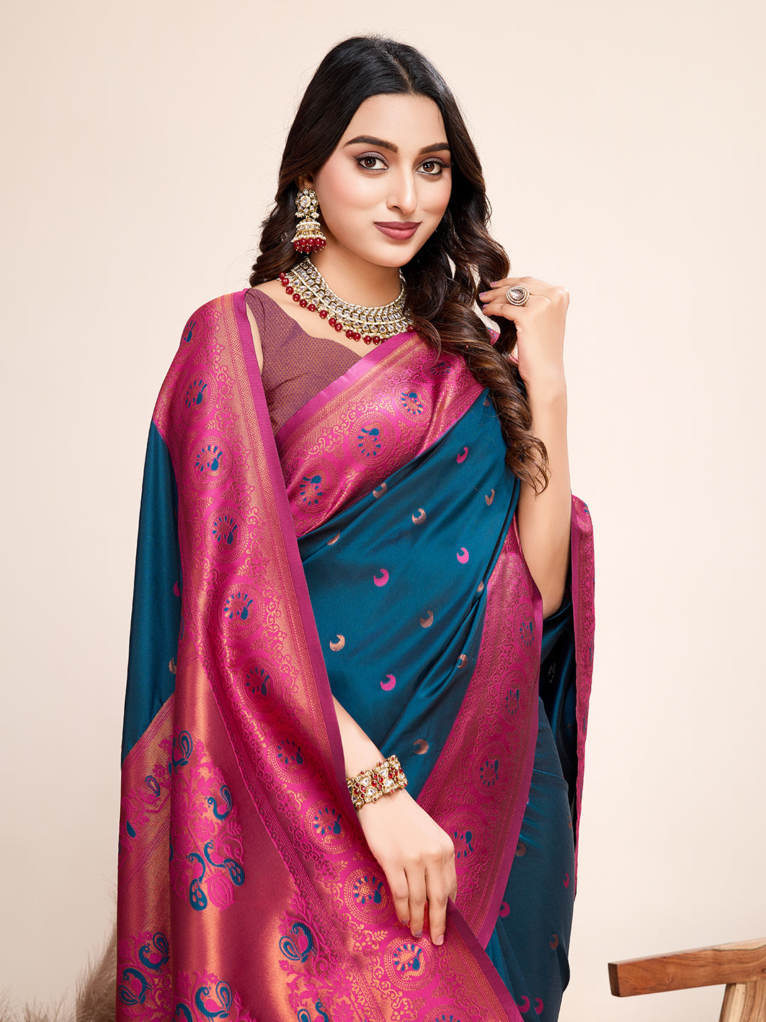Pure Jacquard Silk Saree with Vibrant Zari Jharokha Work | Vera Fashion