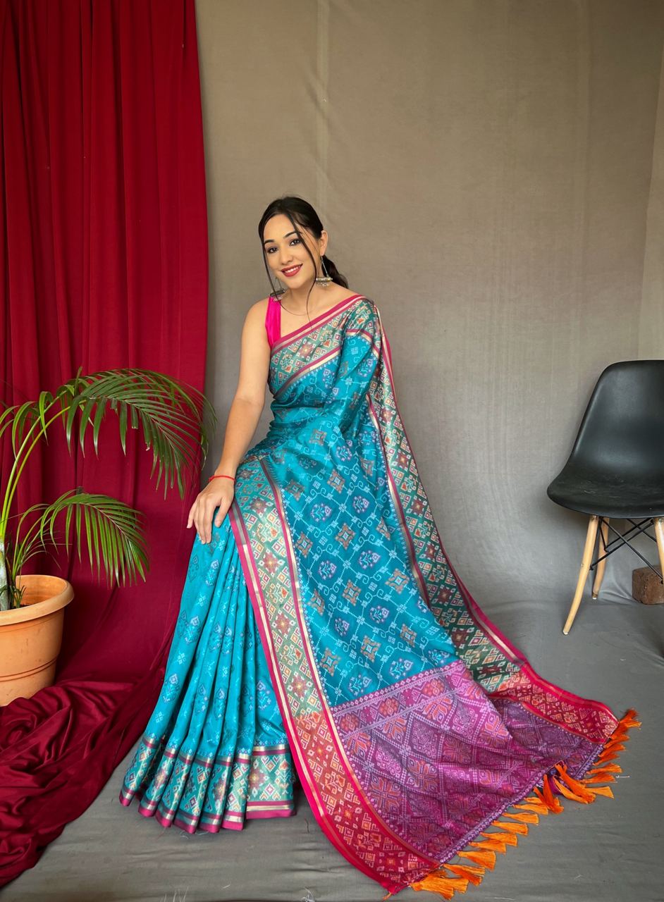Pure Patola Silk Banarasi Saree | Contrast Meenakari Weaving & Rich Pallu with Tassels