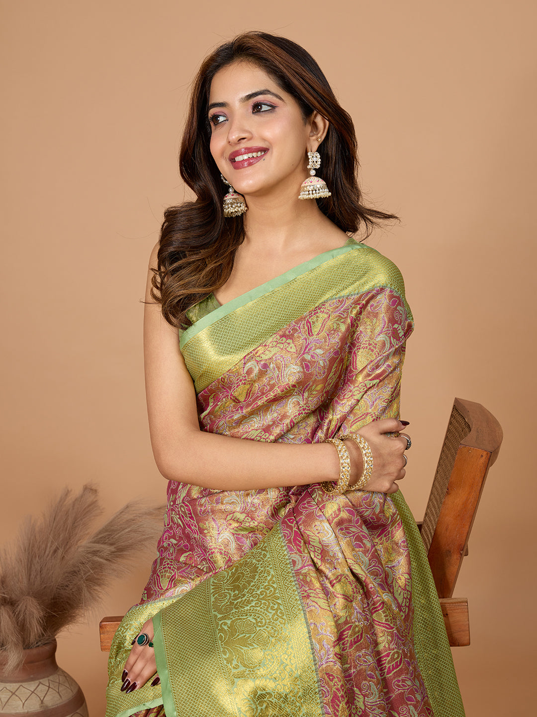 Presenting you Semi Silk saree with all over Jari weaved