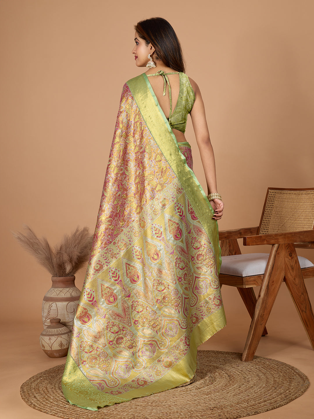 Presenting you Semi Silk saree with all over Jari weaved